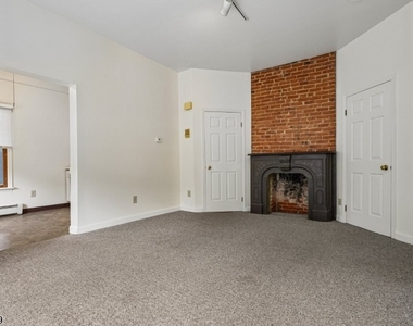 57 Park Ave, Unit B - Photo Thumbnail 10