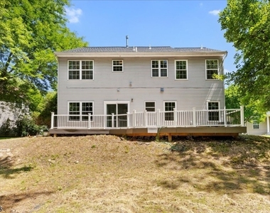 21 Cambridge Ct - Photo Thumbnail 24