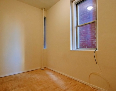 EAST 5TH STREET - Photo Thumbnail 6