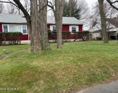42 Fulton Avenue - Photo Thumbnail 14