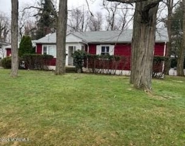 42 Fulton Avenue - Photo Thumbnail 16