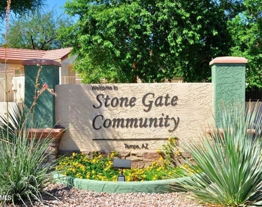 1023 W Janice Drive - Photo Thumbnail 37