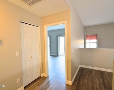 1023 W Janice Drive - Photo Thumbnail 20