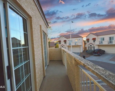 1023 W Janice Drive - Photo Thumbnail 21