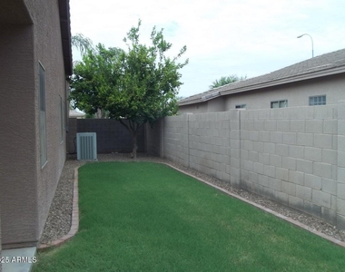 2037 E Riviera Drive - Photo Thumbnail 13