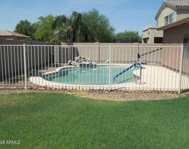 2037 E Riviera Drive - Photo Thumbnail 14