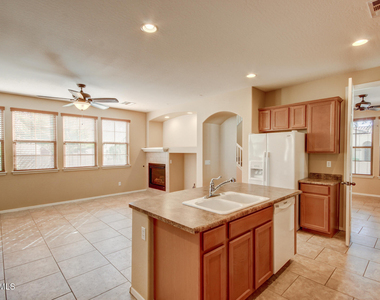 21158 W Sycamore Drive - Photo Thumbnail 4