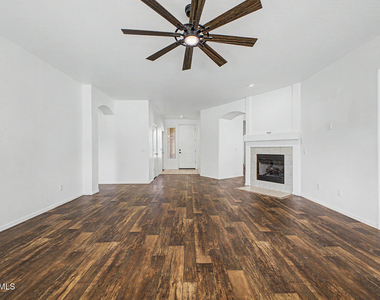 2465 W Quick Draw Way - Photo Thumbnail 9