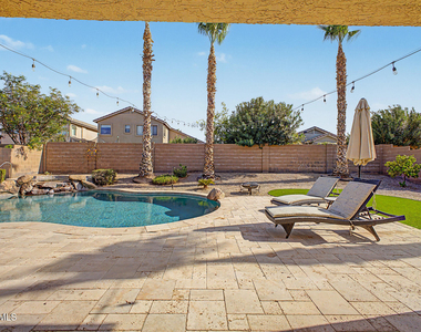 2465 W Quick Draw Way - Photo Thumbnail 31