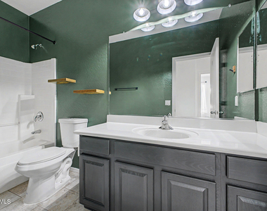 2465 W Quick Draw Way - Photo Thumbnail 28