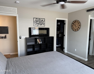 10962 W Manzanita Drive - Photo Thumbnail 15