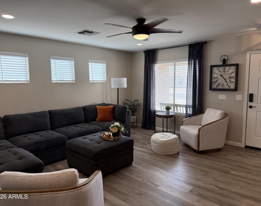 10962 W Manzanita Drive - Photo Thumbnail 6