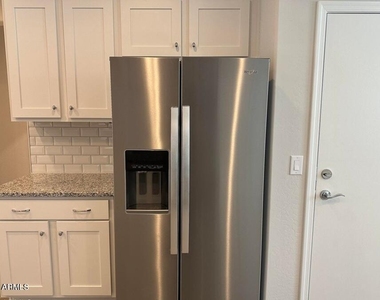 9016 W San Juan Avenue - Photo Thumbnail 5