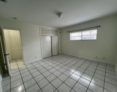 2600 S Ocean Drive - Photo Thumbnail 35