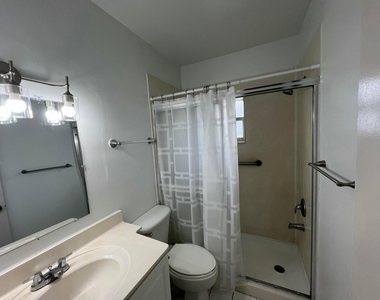2600 S Ocean Drive - Photo Thumbnail 30