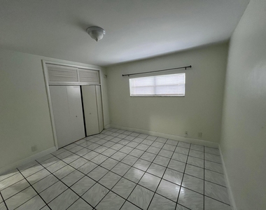 2600 S Ocean Drive - Photo Thumbnail 32