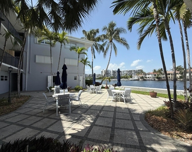 2600 S Ocean Drive - Photo Thumbnail 18