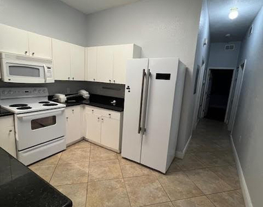 5811 La Costa Drive - Photo Thumbnail 3