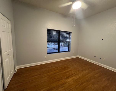 5811 La Costa Drive - Photo Thumbnail 18