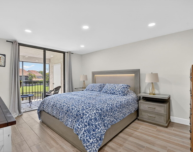 7917 La Mirada Drive - Photo Thumbnail 35