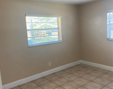 5411 Nw 16th Court - Photo Thumbnail 31