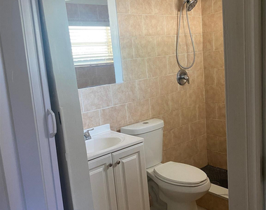 5411 Nw 16th Court - Photo Thumbnail 22