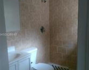 5411 Nw 16th Court - Photo Thumbnail 20