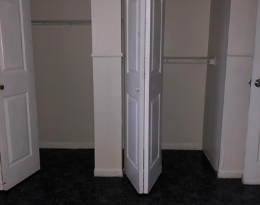 6112 Forest Hill Boulevard - Photo Thumbnail 19