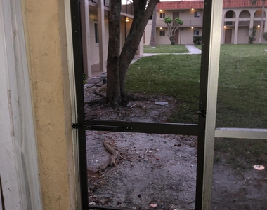 6112 Forest Hill Boulevard - Photo Thumbnail 28
