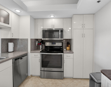 4748 S Ocean Boulevard - Photo Thumbnail 9