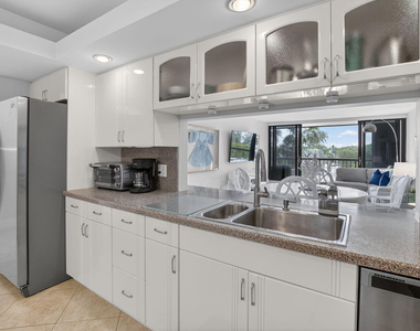 4748 S Ocean Boulevard - Photo Thumbnail 11