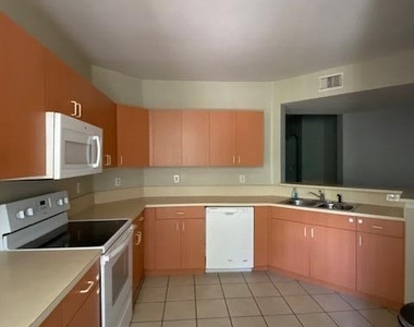 110 Sw Peacock Boulevard - Photo Thumbnail 2