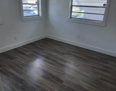 9370 Sw 1st Place - Photo Thumbnail 10