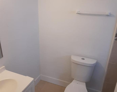 9370 Sw 1st Place - Photo Thumbnail 7