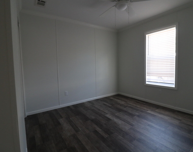 22868 Dolphin Road - Photo Thumbnail 8