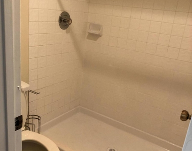 1371 Cottonwood Circle - Photo Thumbnail 14