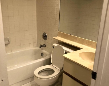 1371 Cottonwood Circle - Photo Thumbnail 21