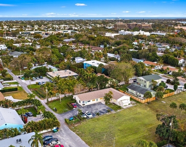 1924 Service Road - Photo Thumbnail 9
