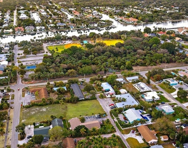 1924 Service Road - Photo Thumbnail 11