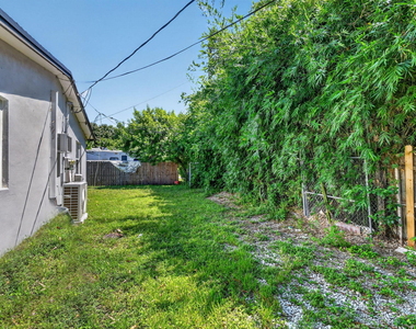 3384 Rudolph Road - Photo Thumbnail 20