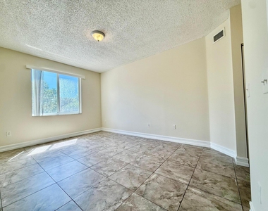 6960 Sw 39th Street - Photo Thumbnail 10