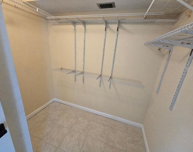 5760 Princess Palm Court - Photo Thumbnail 21