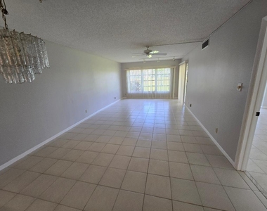 5760 Princess Palm Court - Photo Thumbnail 14