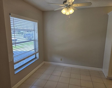5760 Princess Palm Court - Photo Thumbnail 2