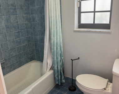 121 Beaumont Lane - Photo Thumbnail 13