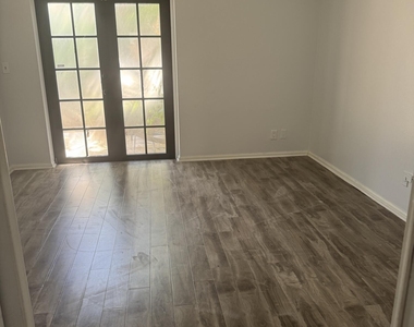 121 Beaumont Lane - Photo Thumbnail 26