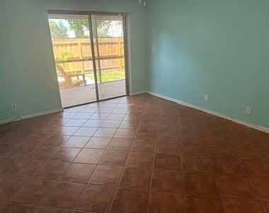 121 Beaumont Lane - Photo Thumbnail 27