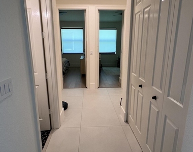 19305 Skyridge Circle - Photo Thumbnail 29