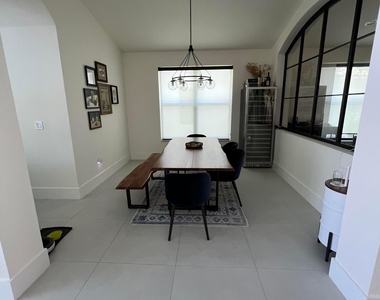 19305 Skyridge Circle - Photo Thumbnail 11