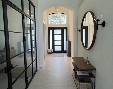 19305 Skyridge Circle - Photo Thumbnail 7
